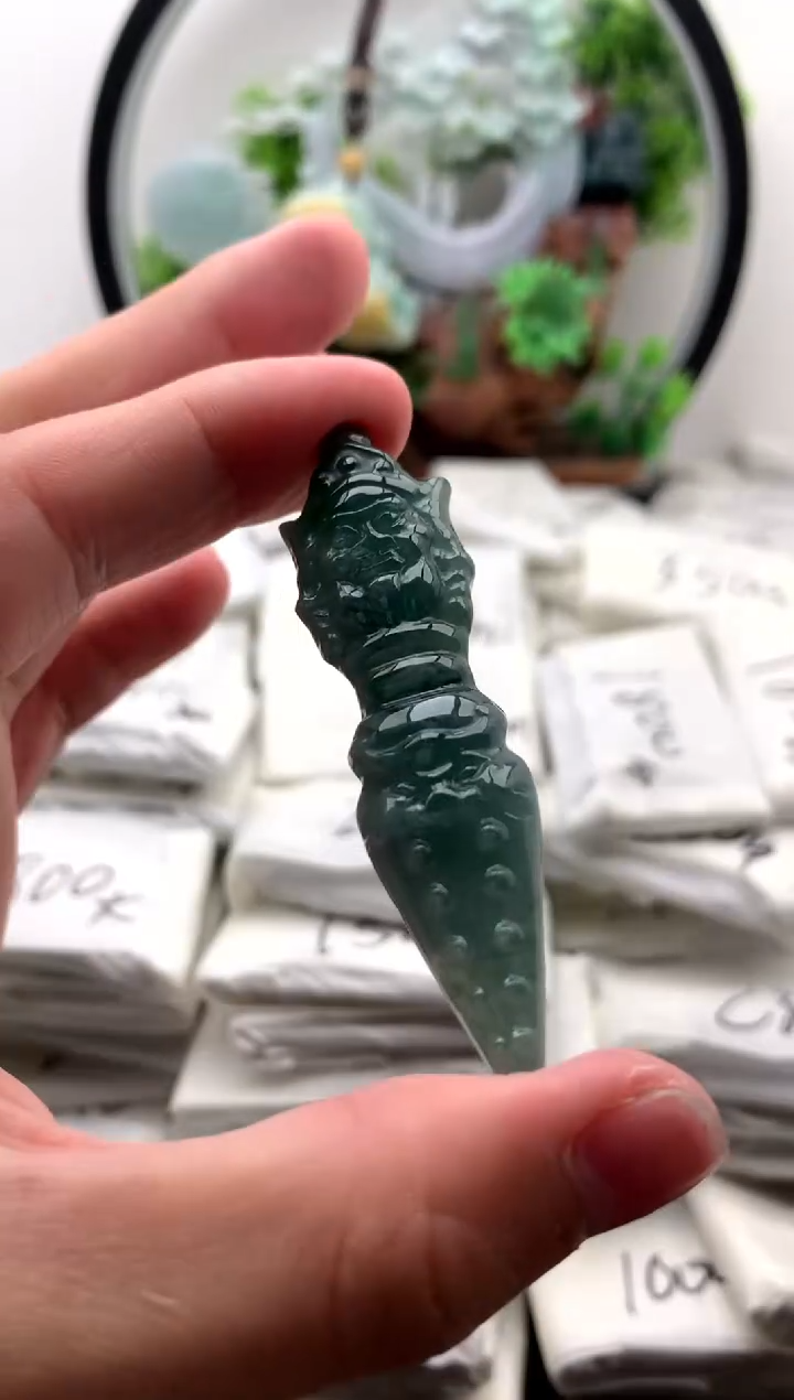 【闪购商品】翡翠颈饰未镶嵌降魔杵【品质一般能接受再拍】