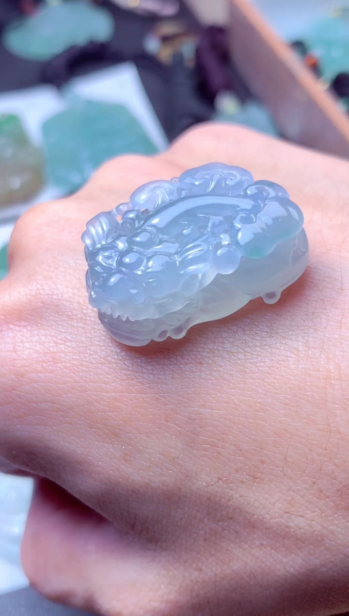 颈饰未镶嵌翡翠天然A货翡翠