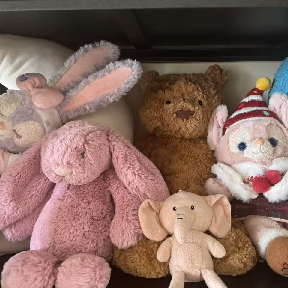 中古毛绒玩具娃娃