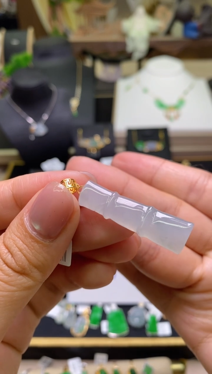 【闪购商品】翡翠颈饰18K金镶嵌净货16127