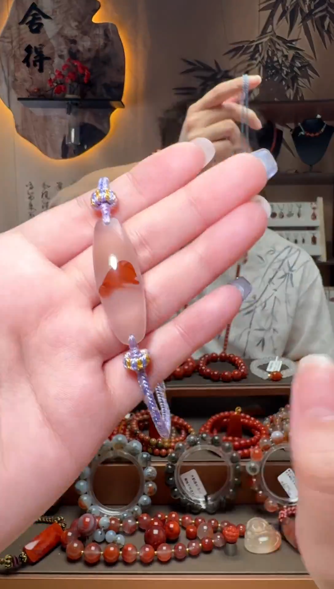 未镶嵌原矿无优化无注胶手牌南红玛瑙一个