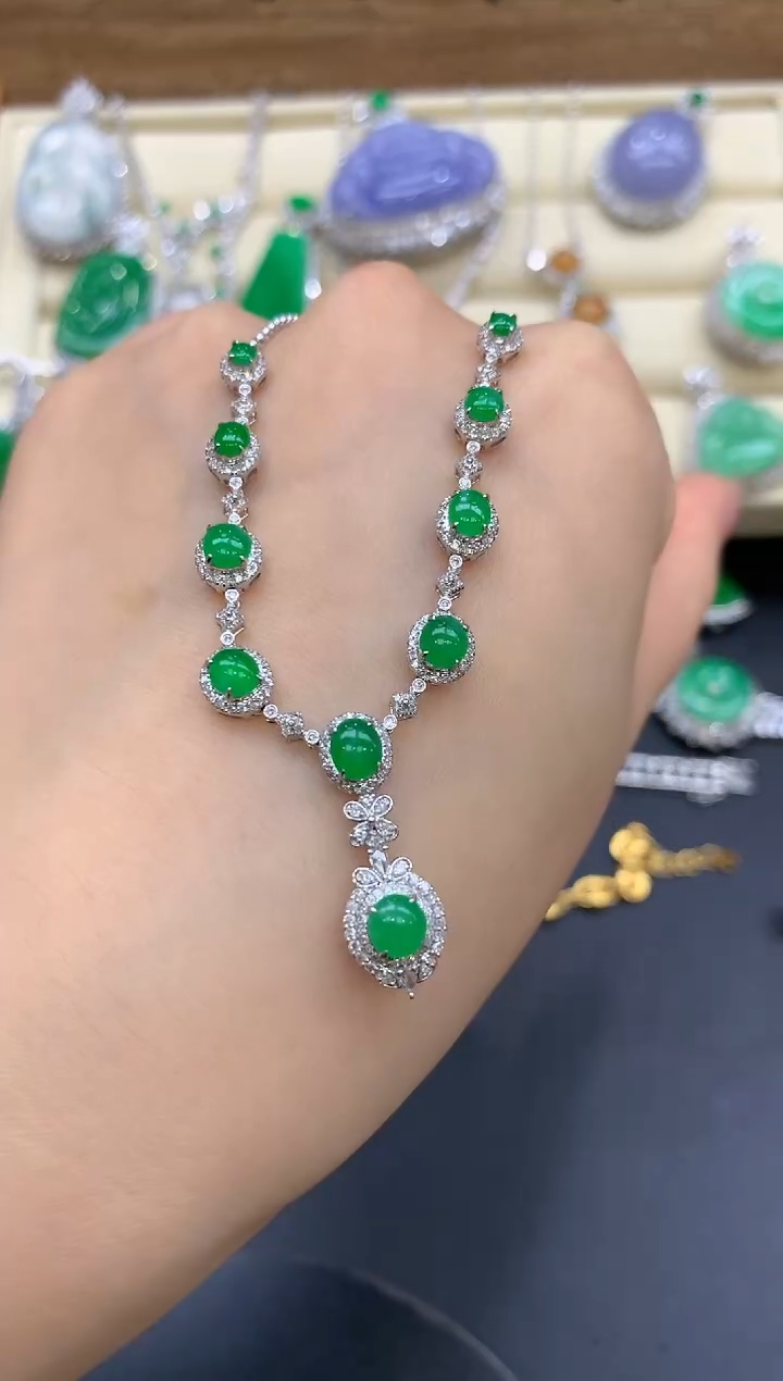 【闪购商品】翡翠颈饰18K金镶嵌581-中国好珍宝