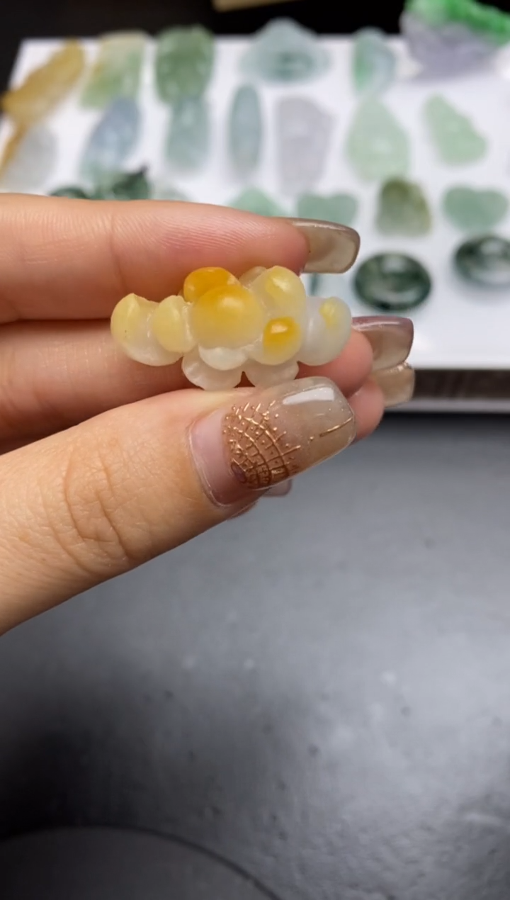 【闪购商品】定制翡翠未镶嵌翡翠毛货~