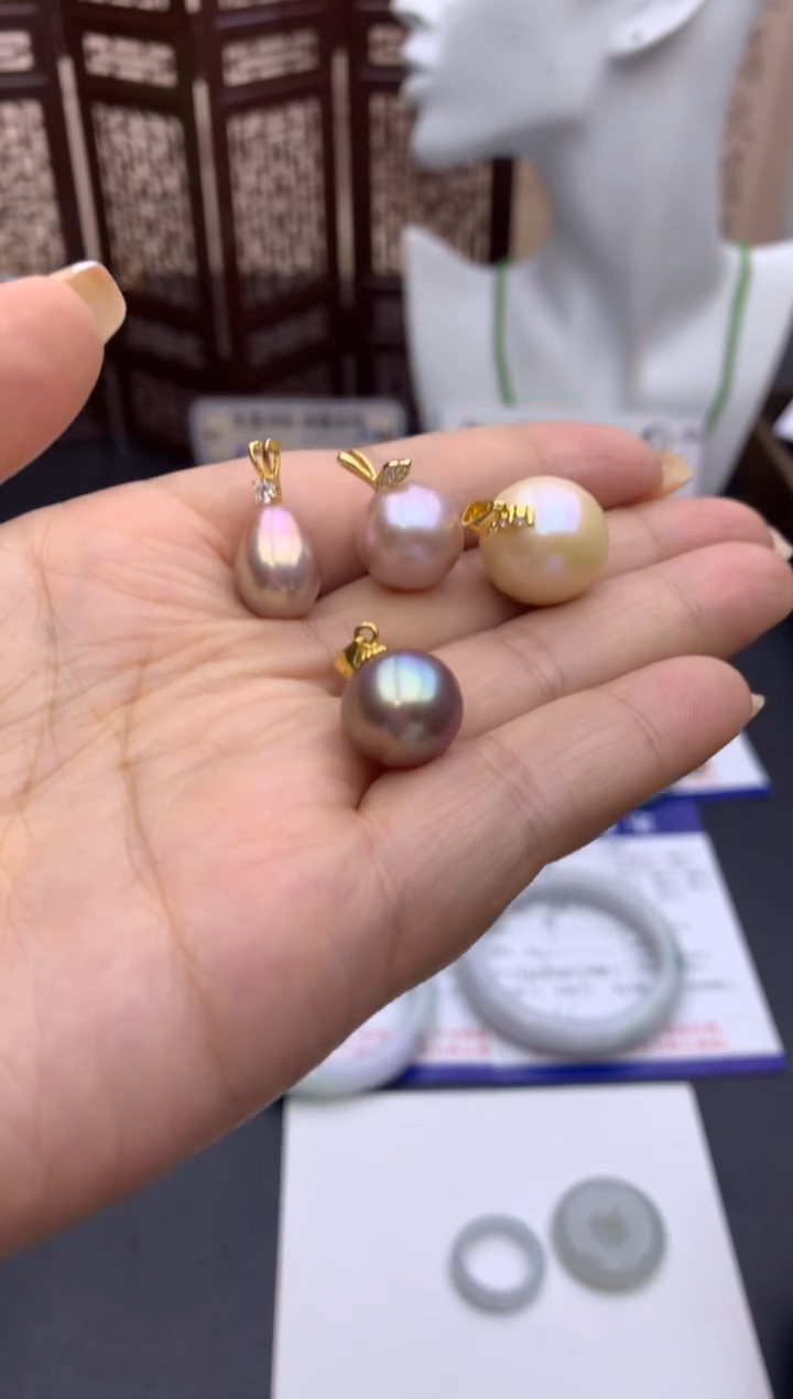 颈饰银S925镶嵌淡水珍珠吊坠4个