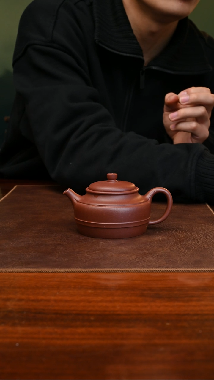 【闪购商品】紫砂茶壶底槽青双线德钟180cc