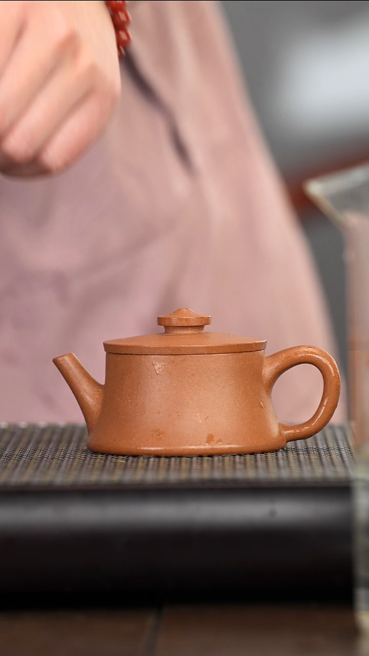 【闪购商品】紫砂茶壶陈佳黄降坡光素云柱100cc dd