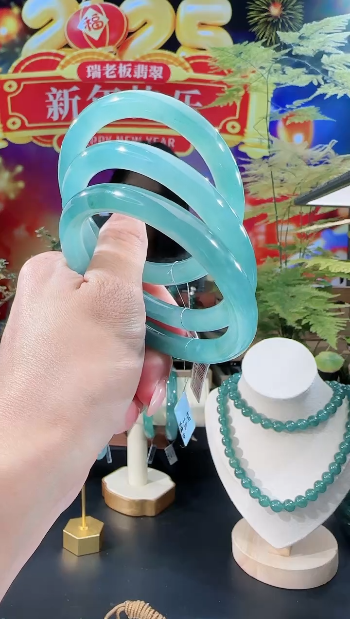 【闪购商品】定制翡翠手镯圆条未镶嵌圈口可选多样性发一