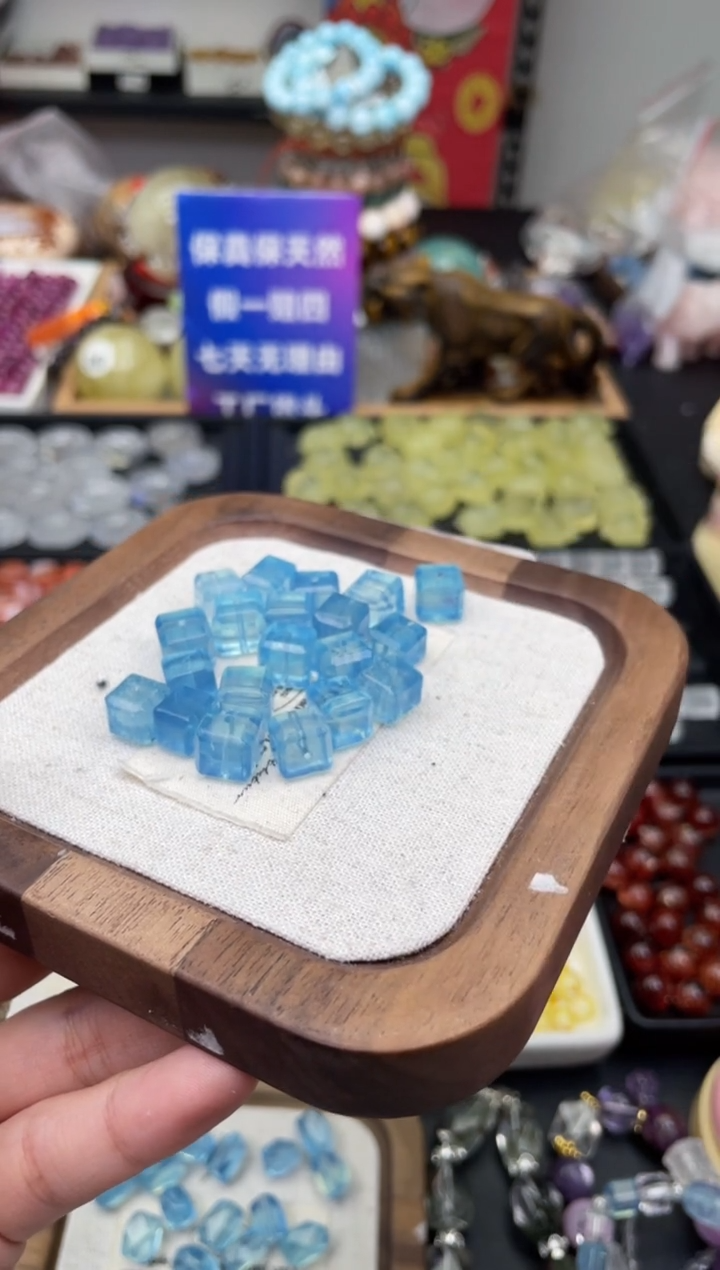 【闪购商品】海蓝宝石颈饰未镶嵌28a多样性发其一/1.16/1个