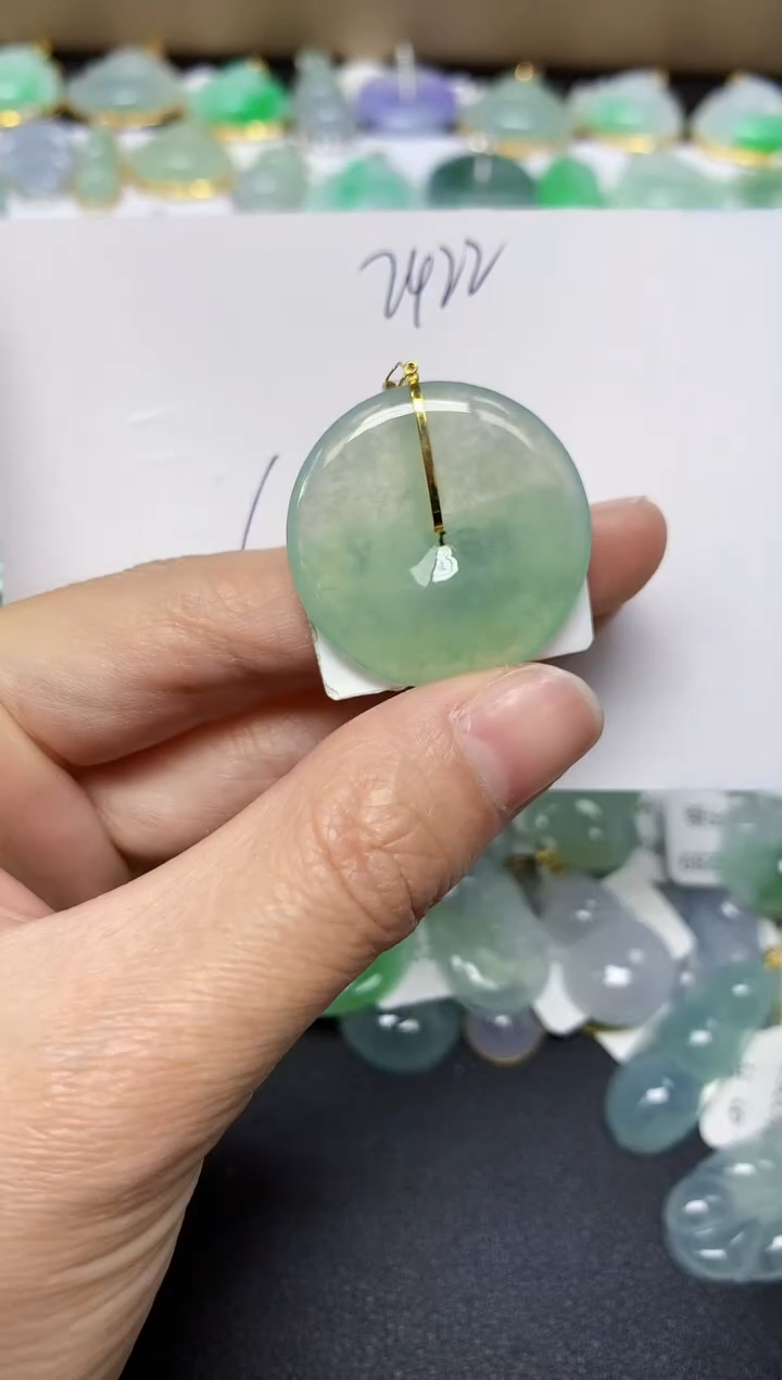 翡翠18K金镶嵌颈饰 天然翡翠A货