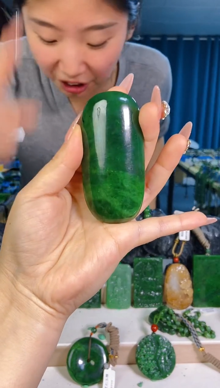 和田玉未镶嵌挂件1