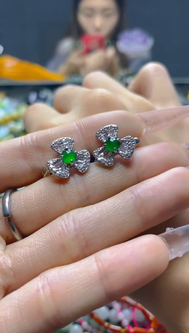 颈饰未镶嵌翡翠/Y/翡翠A货，一件也是批发价