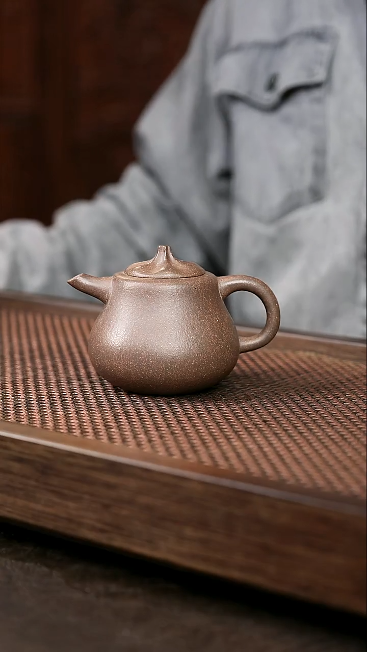 茶壶紫砂?**沙岩中泥葫芦