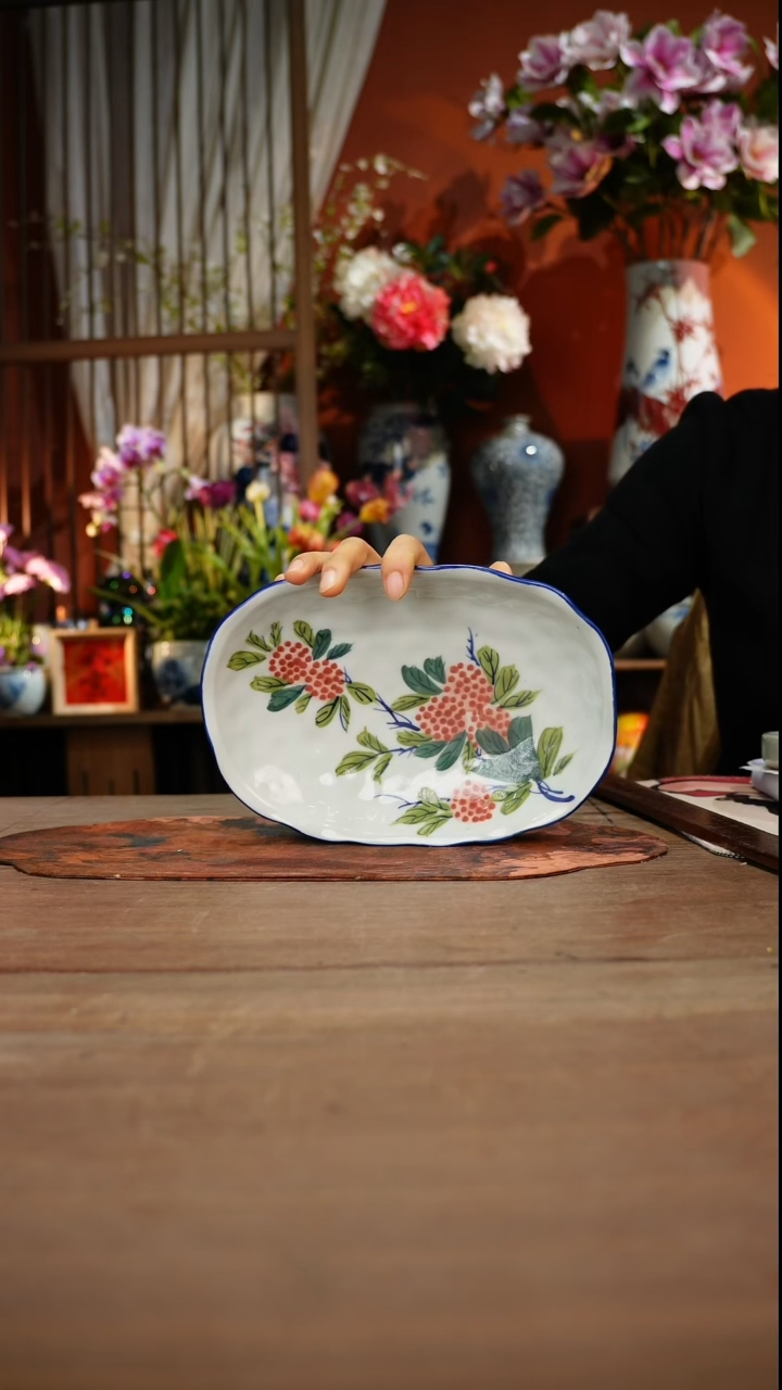 当代高温釉下彩手绘陶瓷餐具