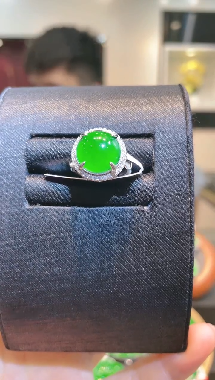 【闪购商品】翡翠颈饰未镶嵌A50天然A货翡翠戒指