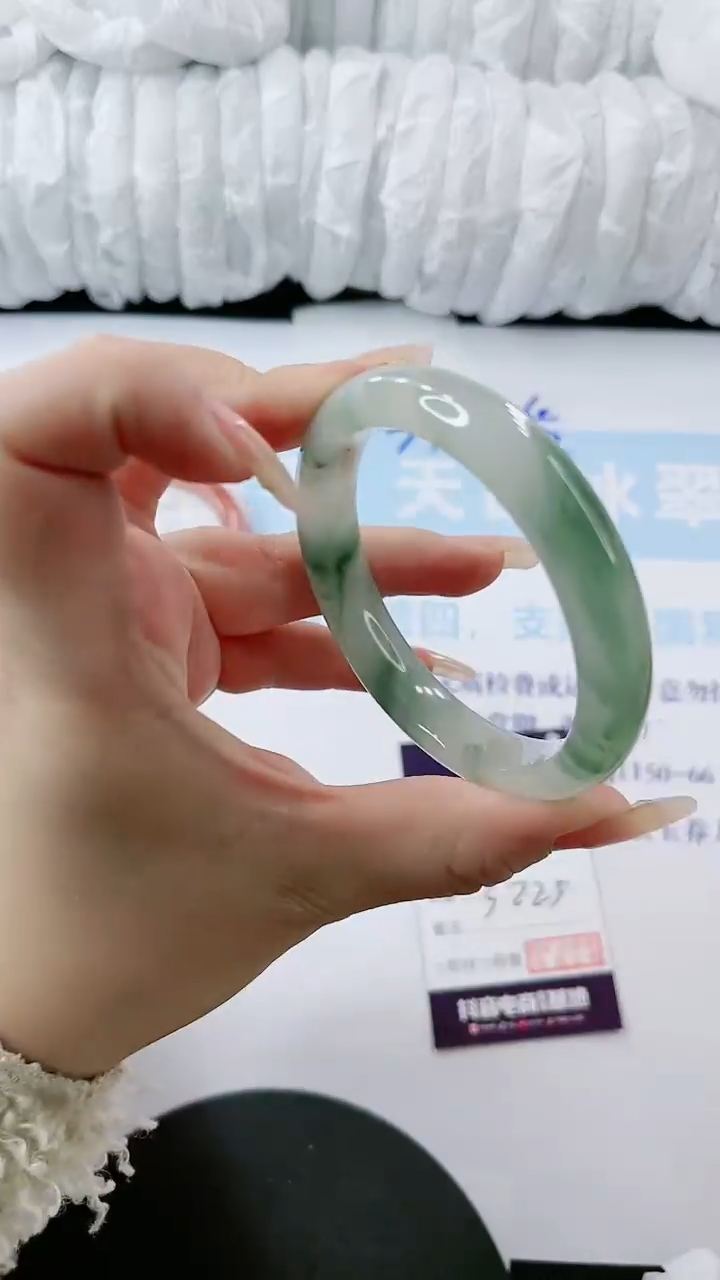 【闪购商品】石英质玉手镯未镶嵌多样性发货S225