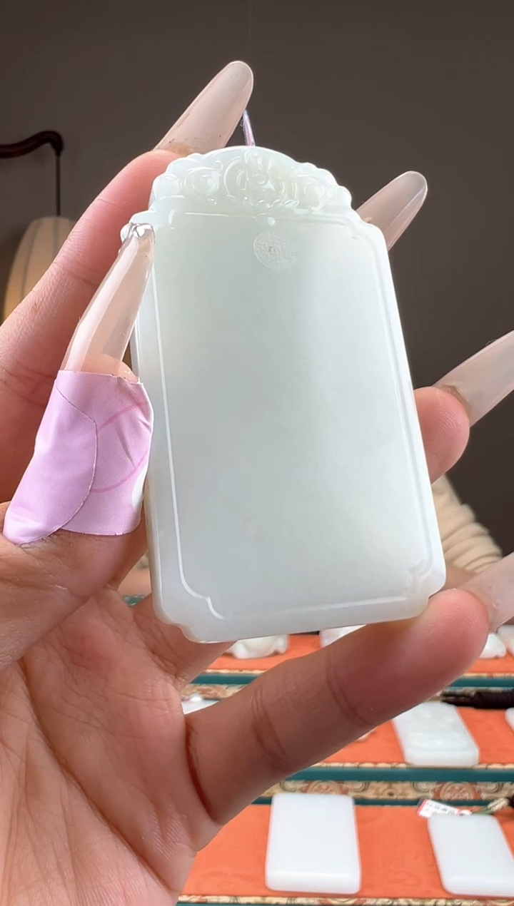 【闪购商品】和田玉颈饰未镶嵌1