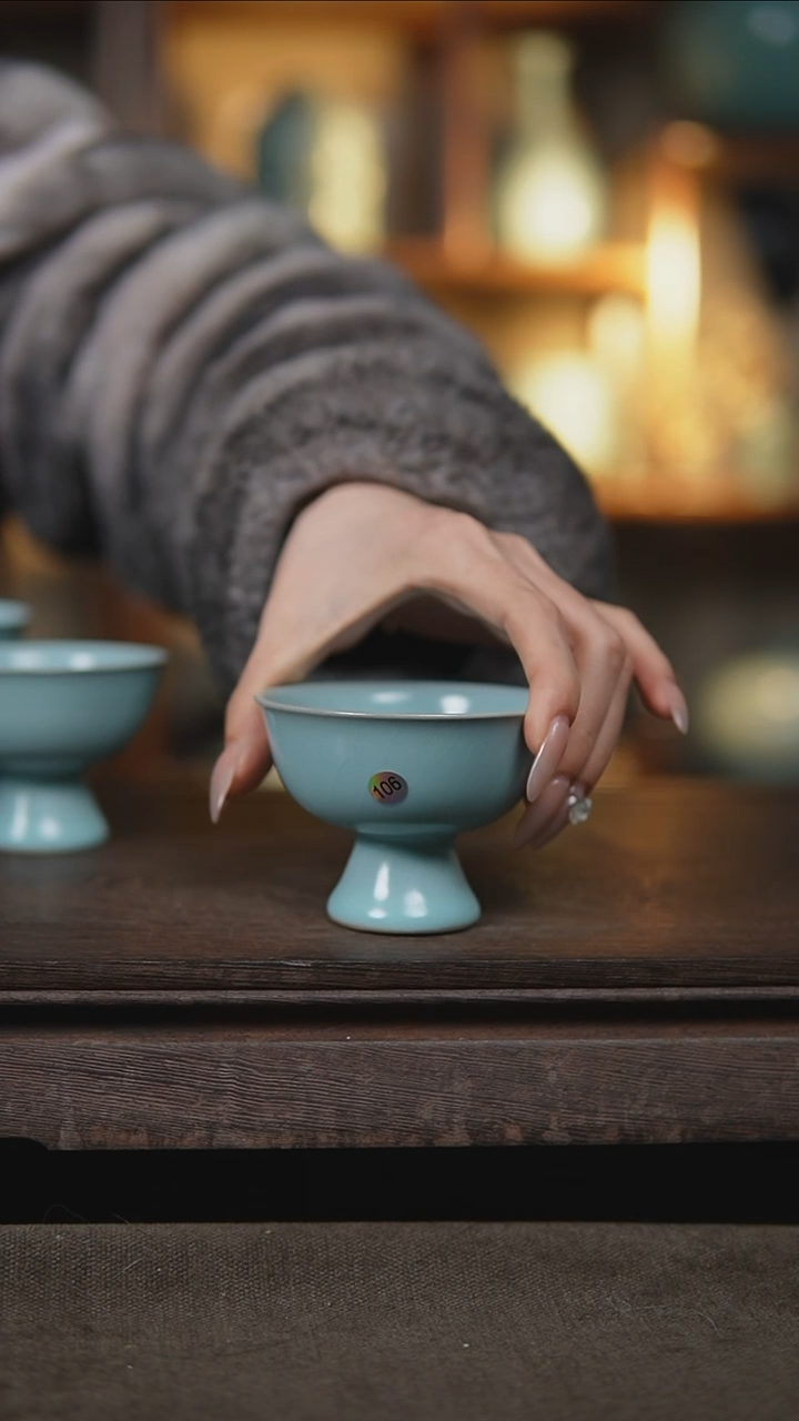 【闪购商品】杯仿古宋臻釉高足压手杯瑕106