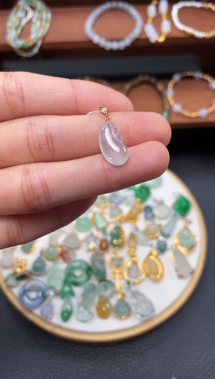 【闪购商品】翡翠吊坠(不含链)18K金镶嵌一个  JK533