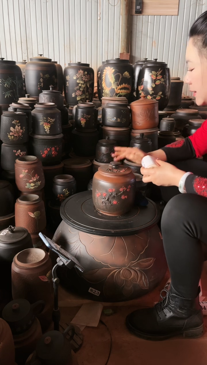 【闪购商品】壶瑕疵茶叶罐 冬瓜红梅  103