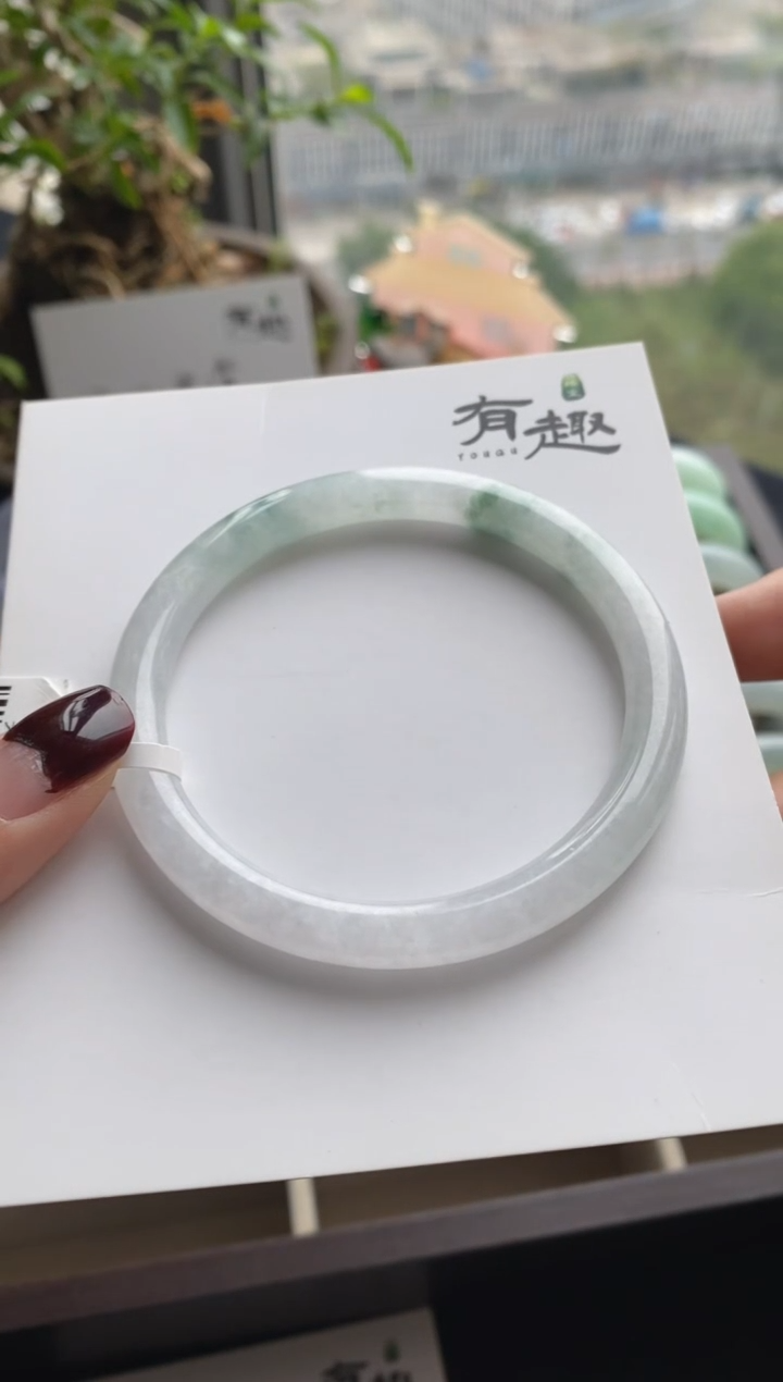 【闪购商品】翡翠手镯未镶嵌54美人条