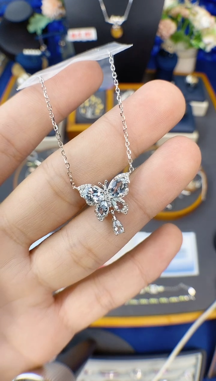 【闪购商品】海蓝宝石项链银S925镶嵌带证书