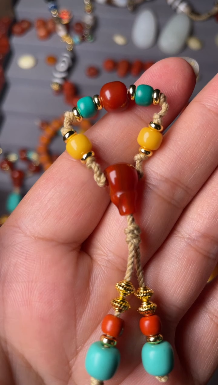 裸石蜜蜡未镶嵌多样性发货，3-6腰珠蜜蜡