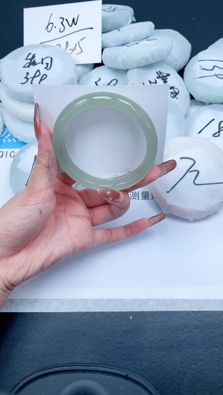 【闪购商品】石英质玉手镯未镶嵌471-55