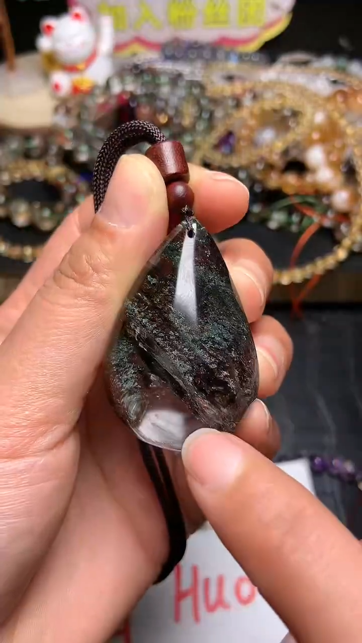 【闪购商品】水晶吊坠(赠链)未镶嵌80