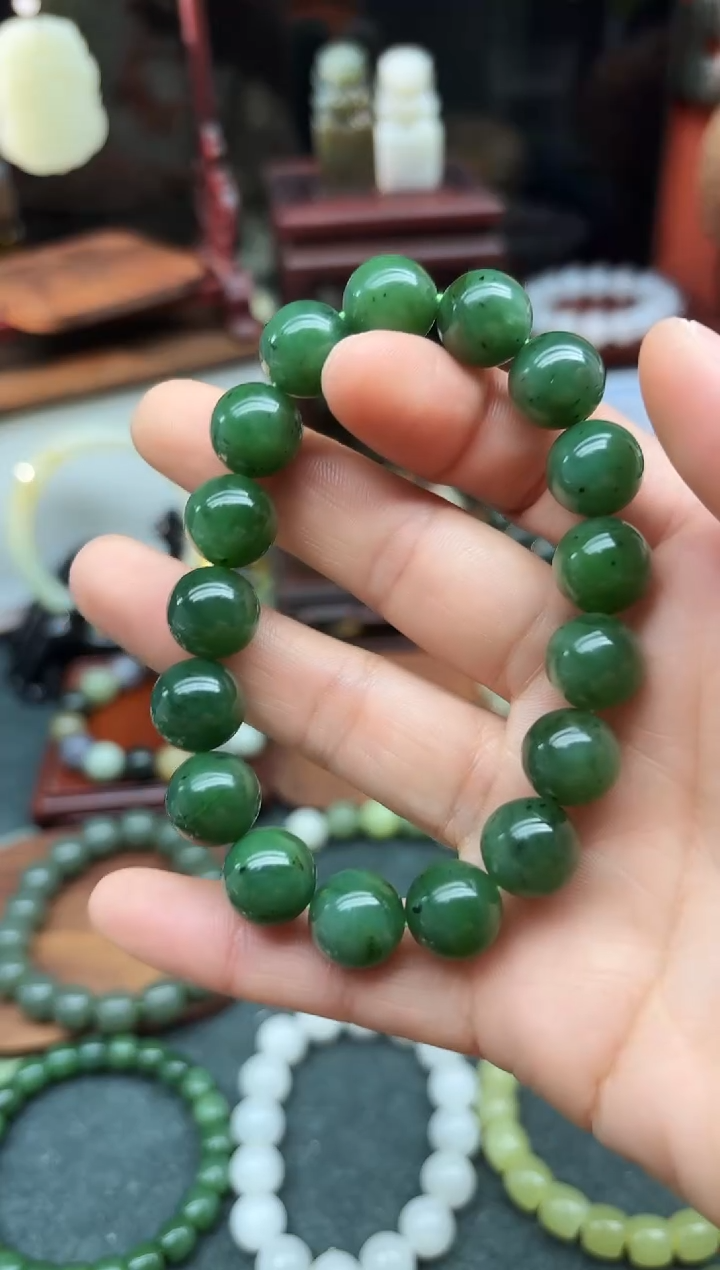 未镶嵌手链和田玉12MM 碧玉