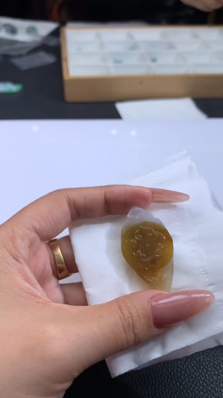 【闪购商品】定制翡翠未镶嵌翡翠