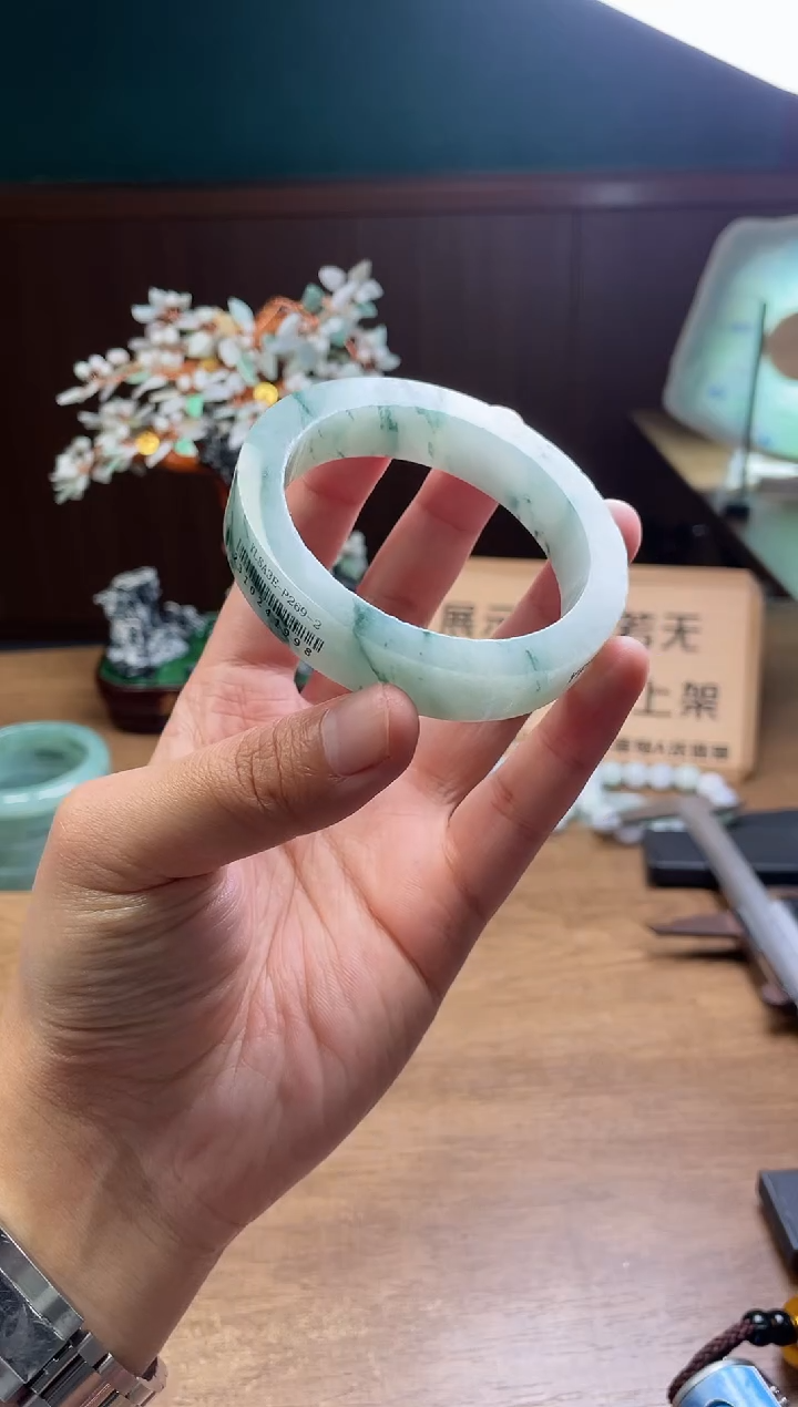 【闪购商品】定制翡翠手镯未镶嵌定制