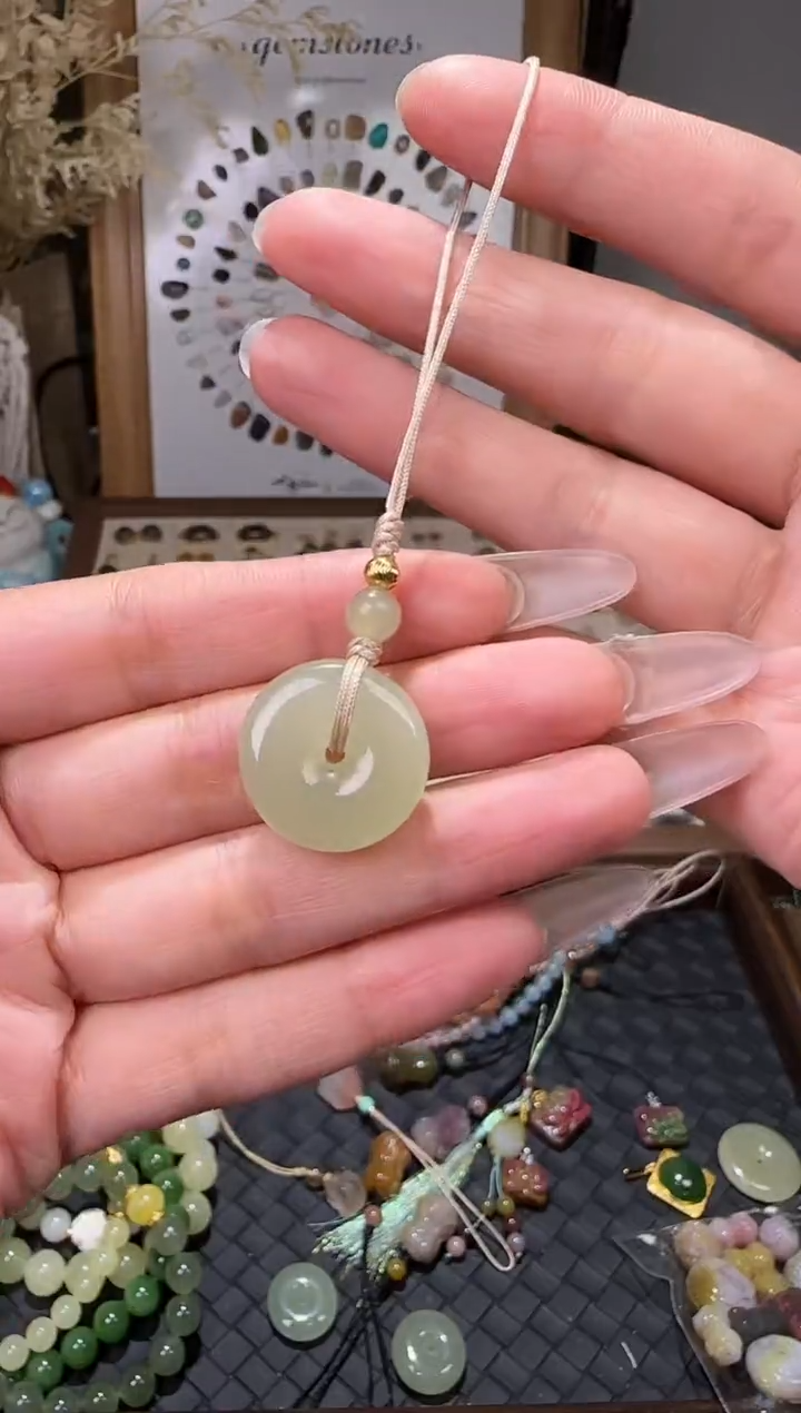 天然辰砂和田玉手机挂