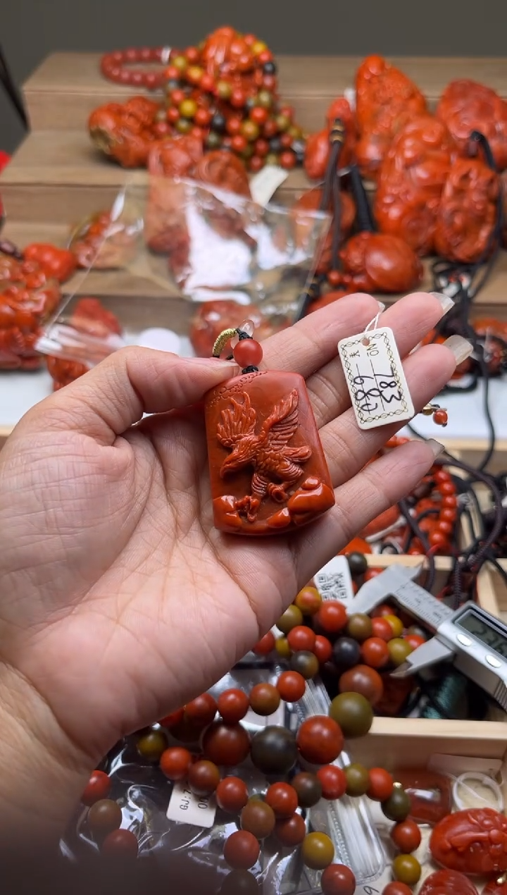 【闪购商品】南红玛瑙珠宝奇石未镶嵌783