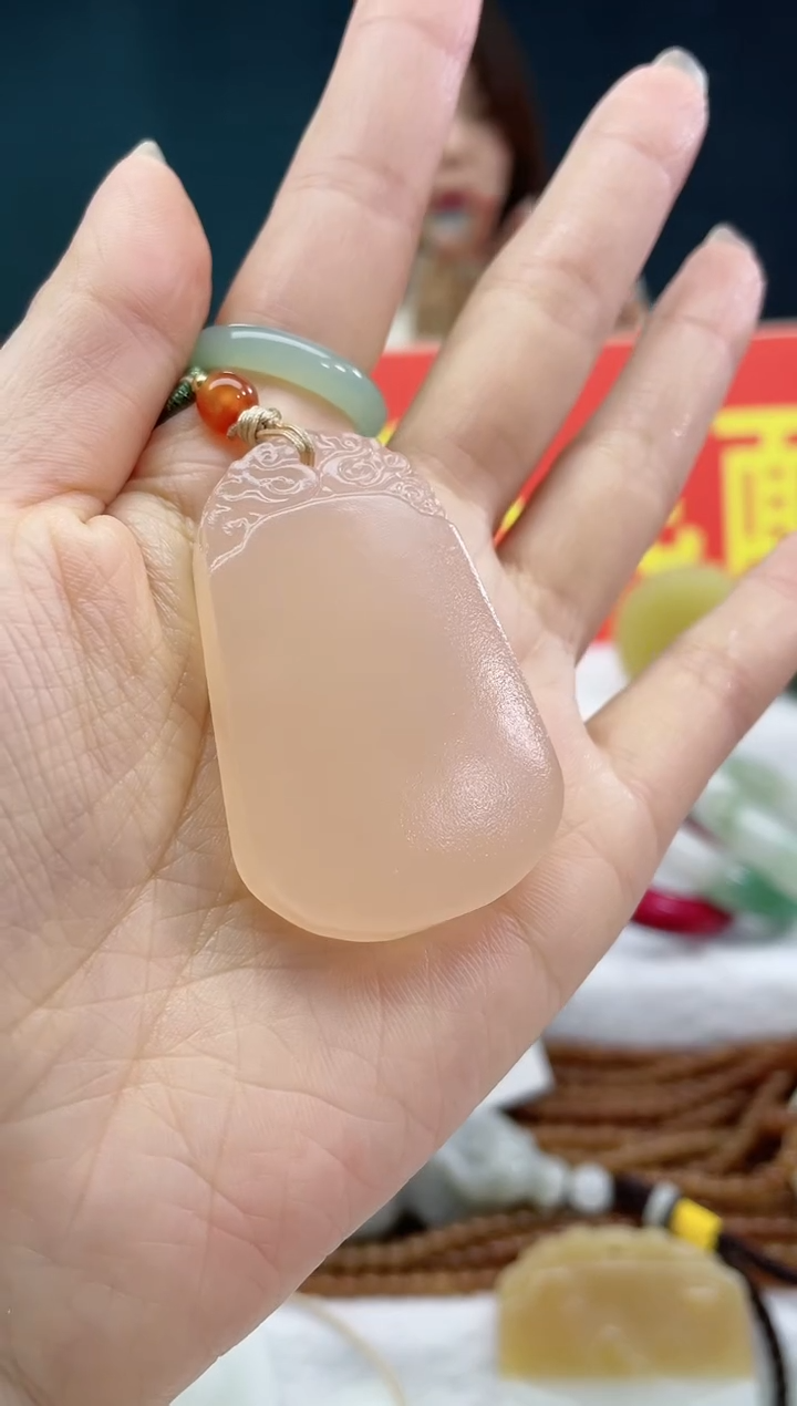 【闪购商品】和田玉颈饰未镶嵌1