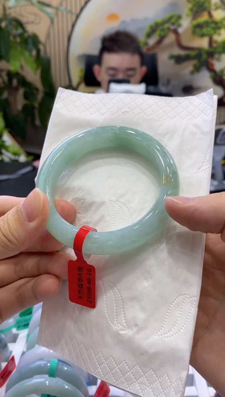 翡翠手镯未镶嵌497