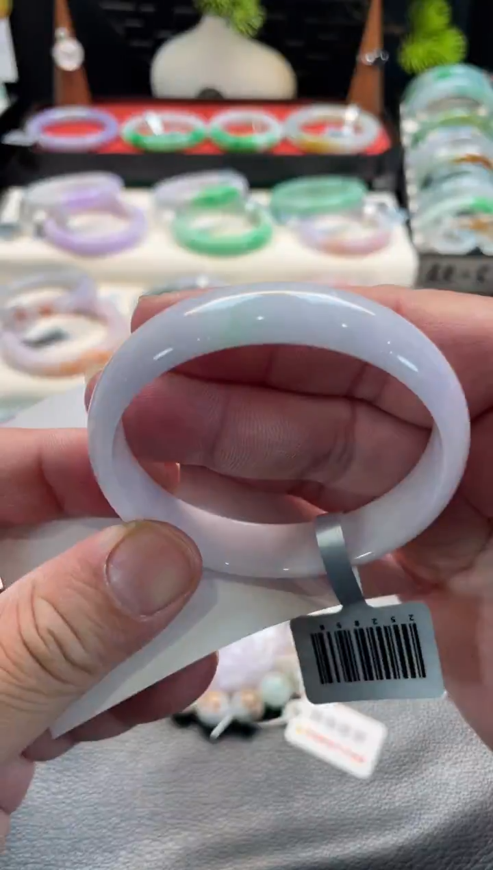 未镶嵌手镯翡翠80号链接 有纹裂 55正圈