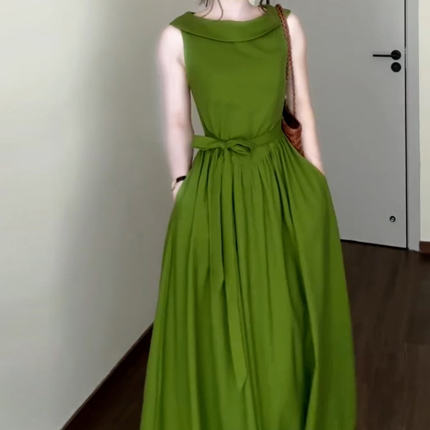 3309夏新款法式高级感复古赫本风无袖气质连衣裙女绿色设计感长裙