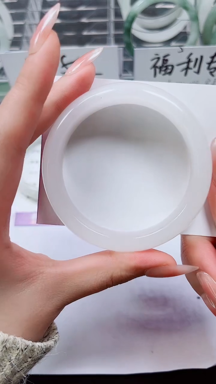 【闪购商品】石英质玉手镯未镶嵌S180-57/58