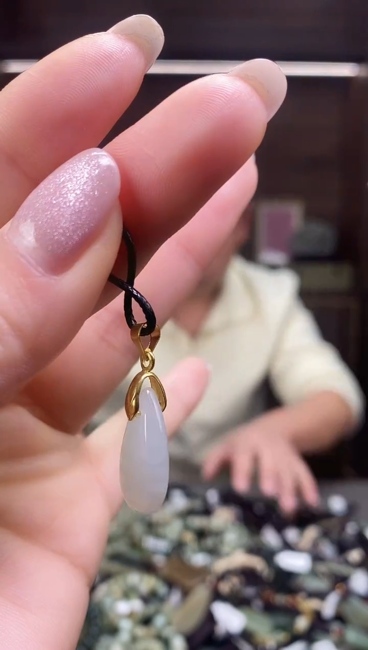 【闪购商品】和田玉颈饰未镶嵌多样性发货，拍一发一