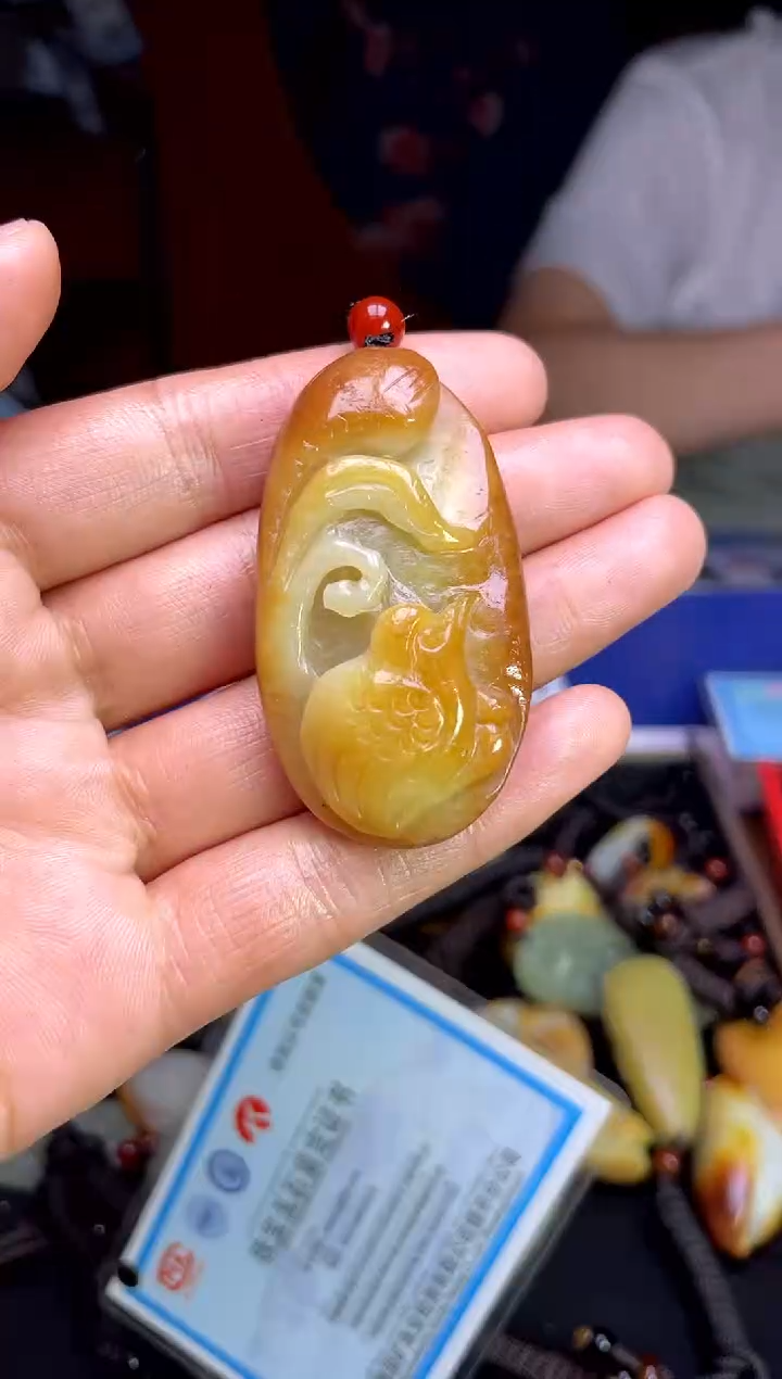 和田玉未镶嵌颈饰1