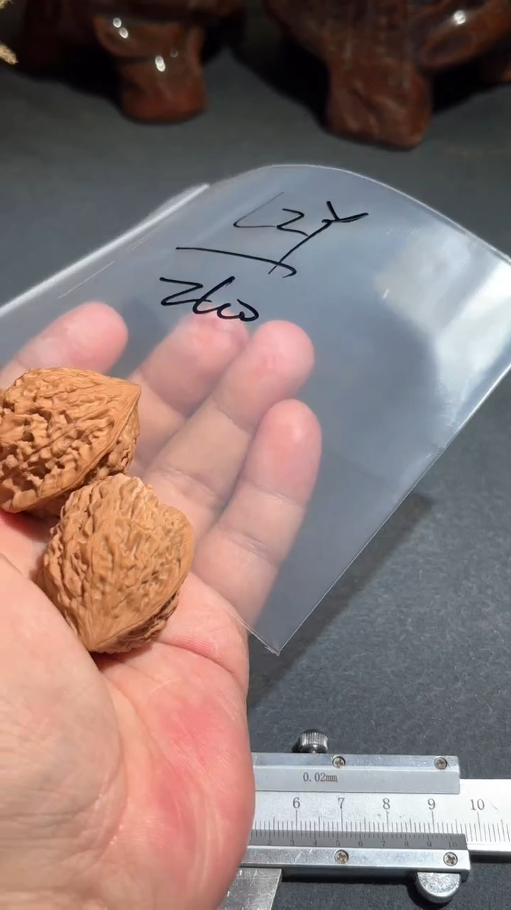 【闪购商品】文玩核桃吊坠昌鸡
