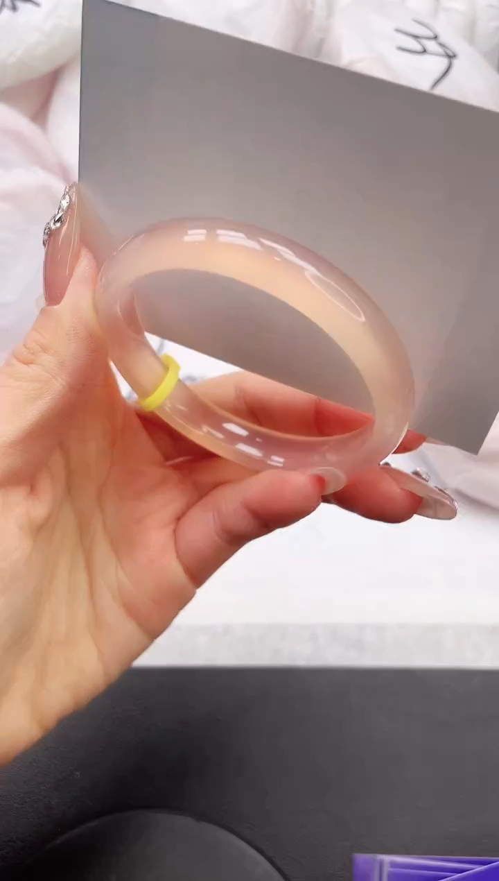 【闪购商品】石英质玉手镯未镶嵌23K144-53