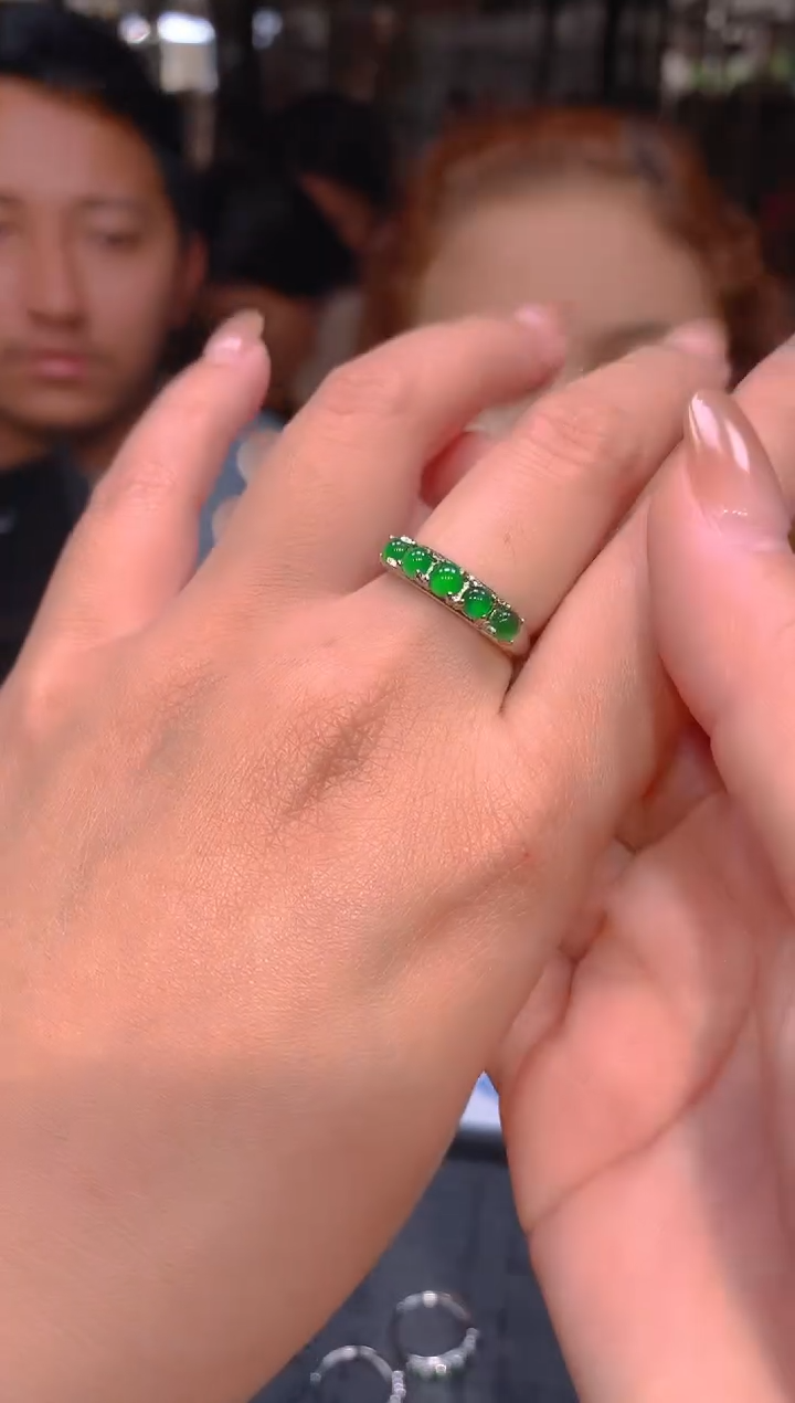 【闪购商品】定制翡翠未镶嵌5定制翡翠 多样性发货（发其一）