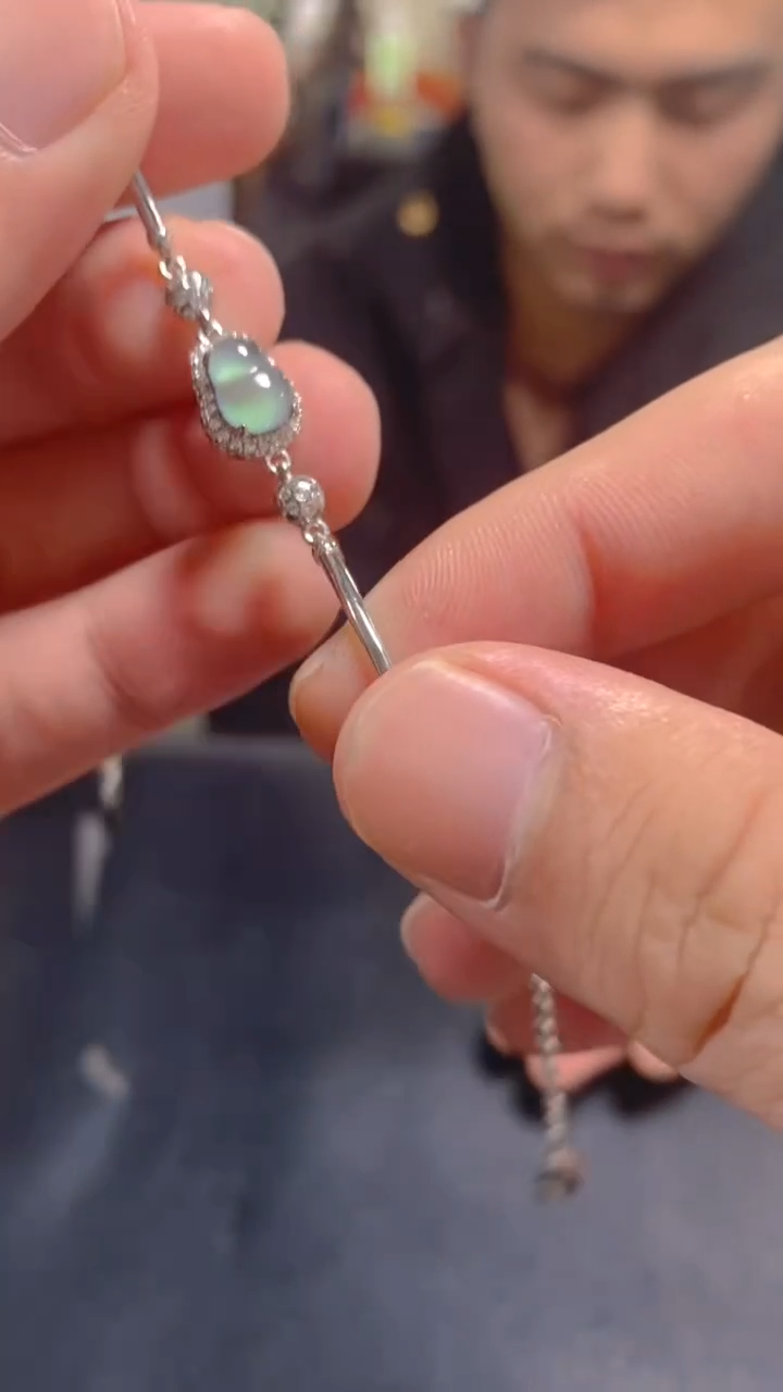 【闪购商品】翡翠手链未镶嵌0178835379/多样性发一