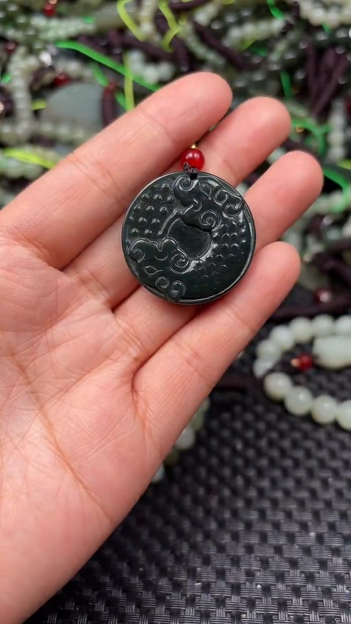 【闪购商品】和田玉颈饰未镶嵌1