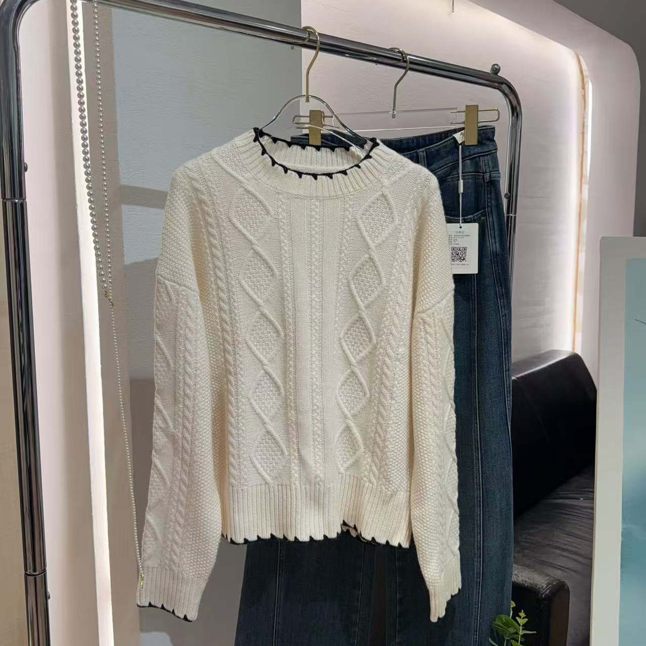 M1810【库存勿动】简约百搭羊绒勾线撞色毛衣  衣长58款号YR40