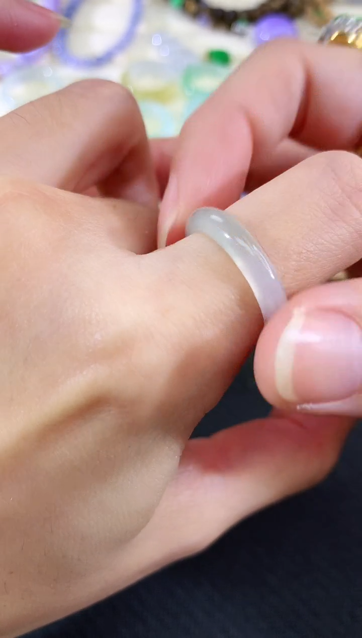 未镶嵌戒圈翡翠25|  680 14-15圈