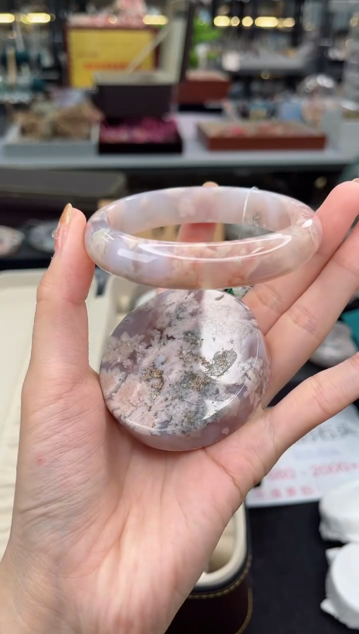 【闪购商品】石英质玉手镯未镶嵌61圈口（赠品镯心）5S6210