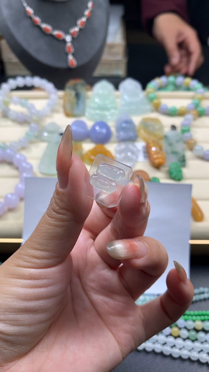 【闪购商品】定制翡翠未镶嵌翡翠