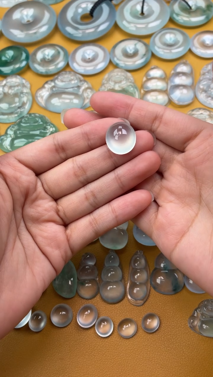 吊坠(不含链)未镶嵌翡翠28 蛋面 17.7 15.9 9.2